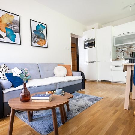 Malinowelove Aircon, 3 Rooms, Parking, Ogrod Krakow Exterior photo